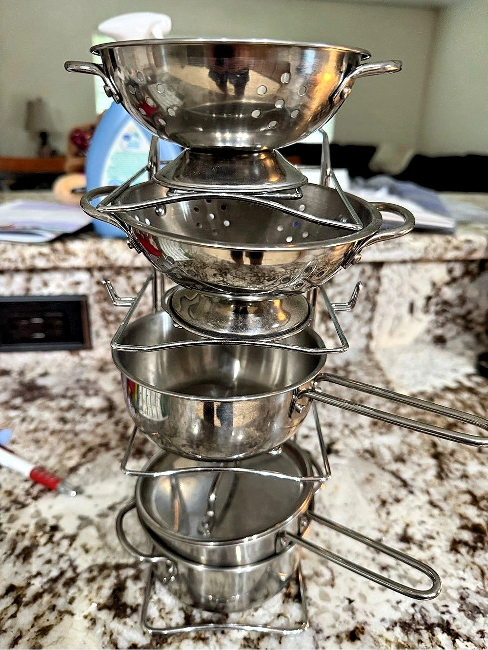 Melissa & Doug Stainless Cookware Set in Silver with rack
